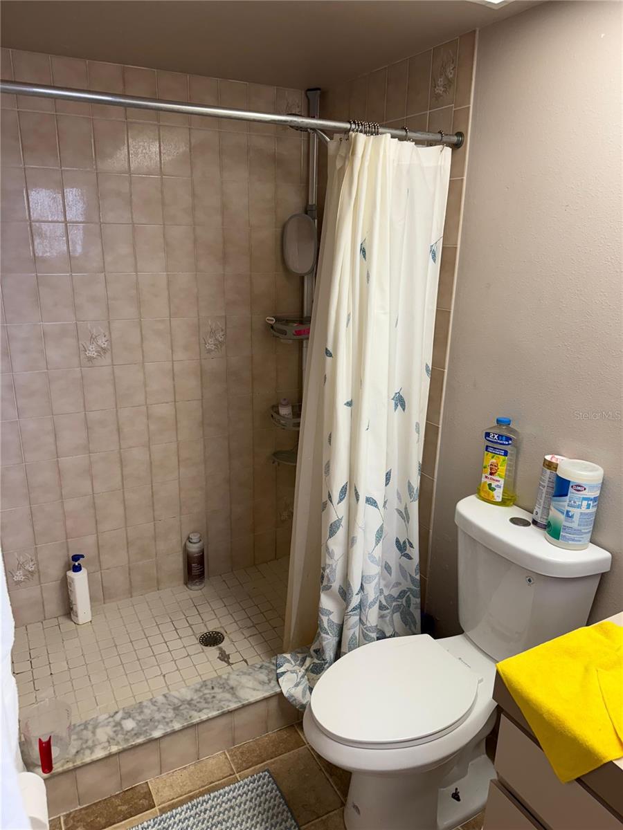 Image 35 of 64 For 5389 Frost Road