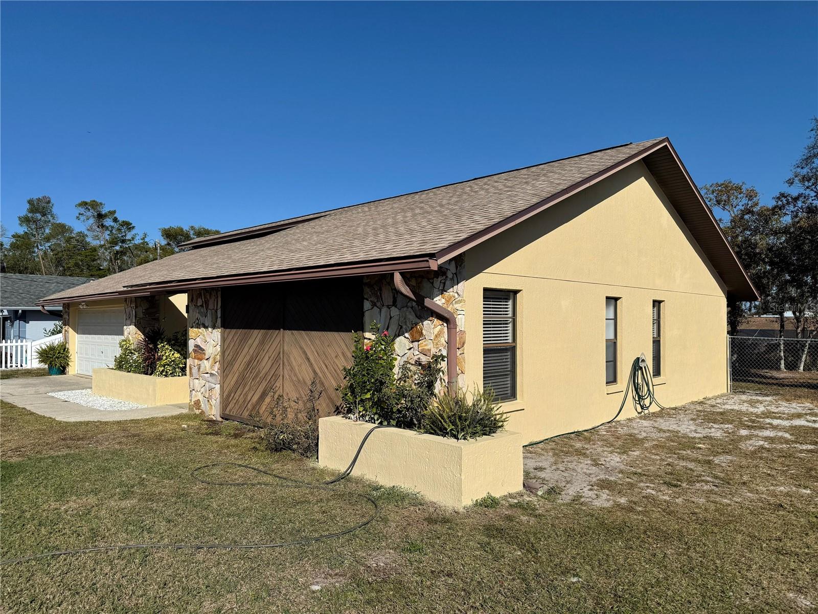 Image 4 of 64 For 5389 Frost Road