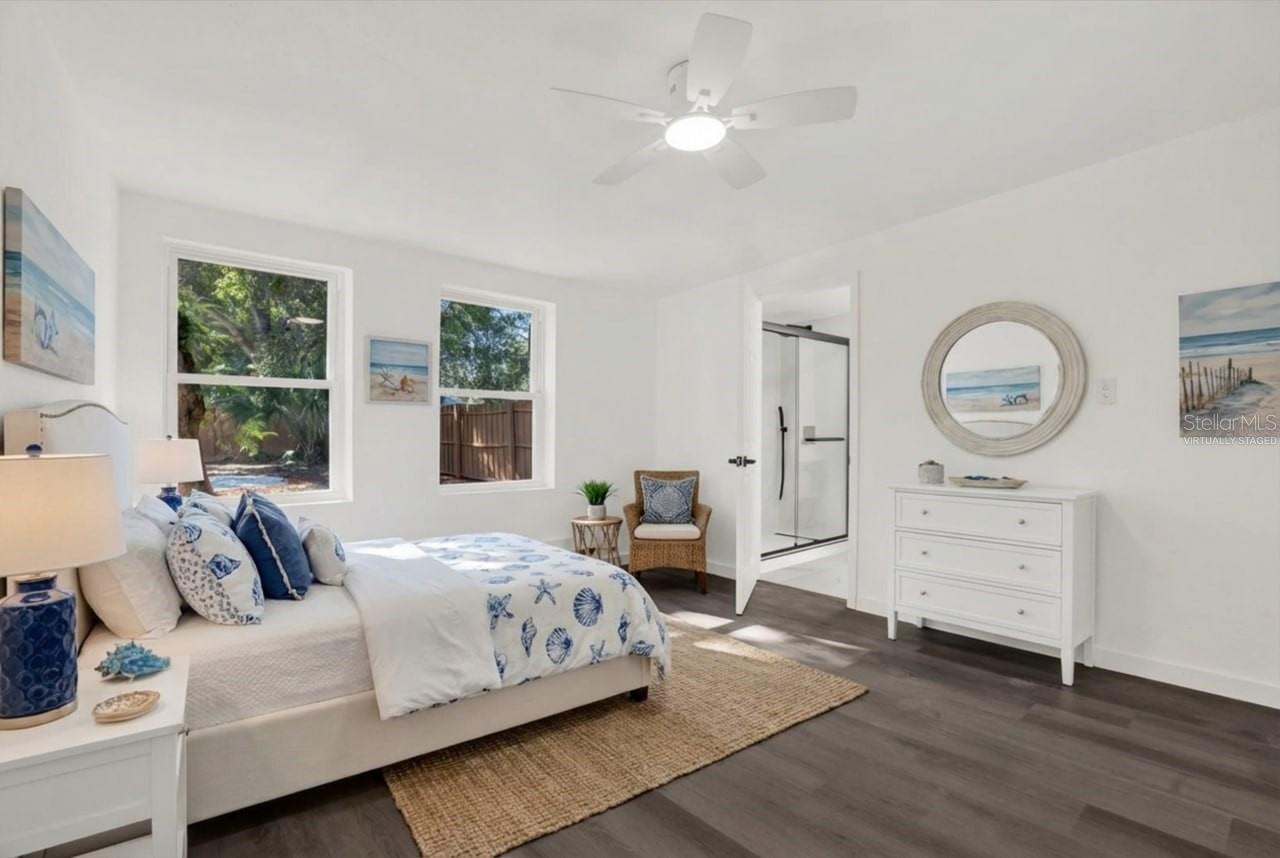 Image 11 of 26 For 1955 Gilbert Street