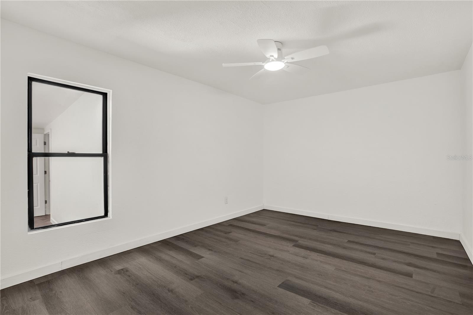 Image 4 of 26 For 1955 Gilbert Street