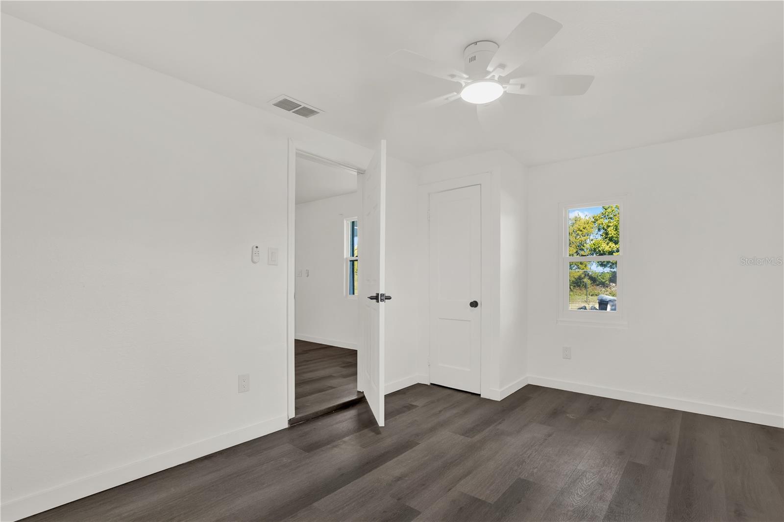 Image 5 of 26 For 1955 Gilbert Street