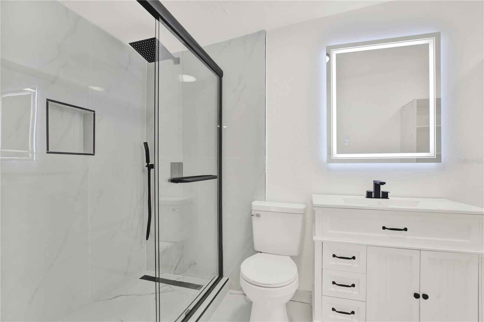 Image 8 of 26 For 1955 Gilbert Street