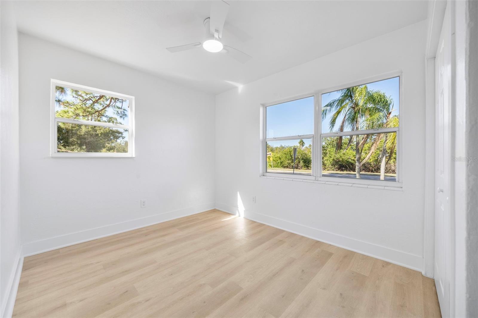 Image 17 of 25 For 1792 77th Avenue N