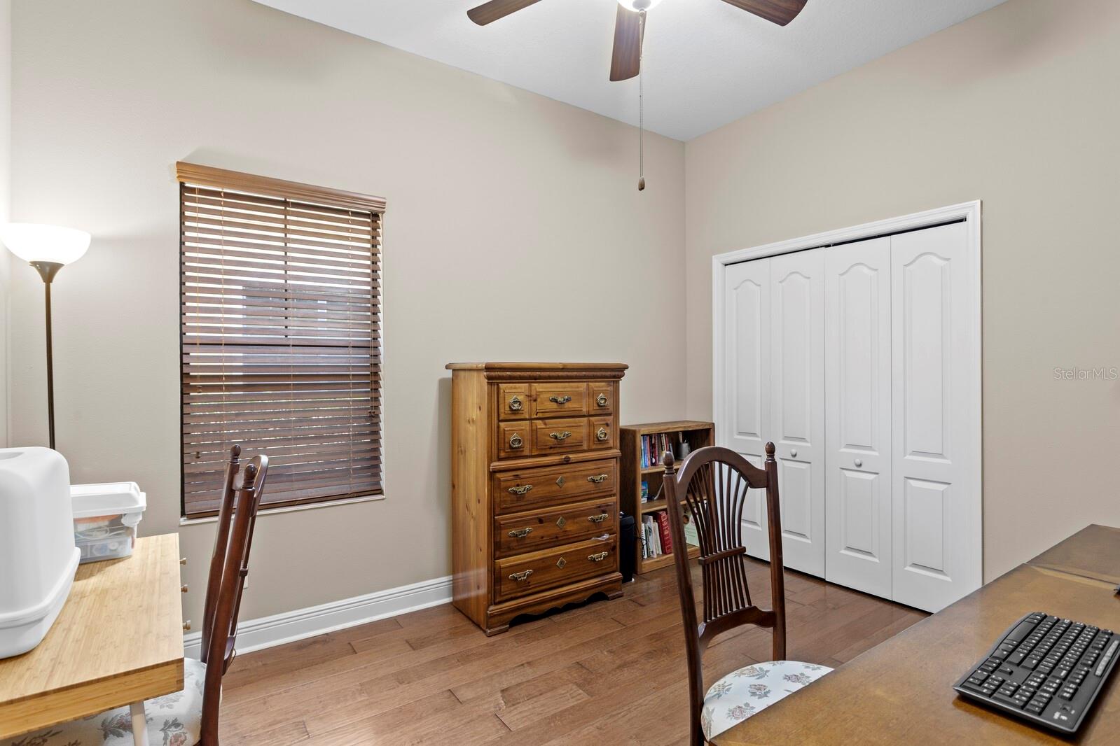 Listing photo id 34 for 2833 Calvano Drive