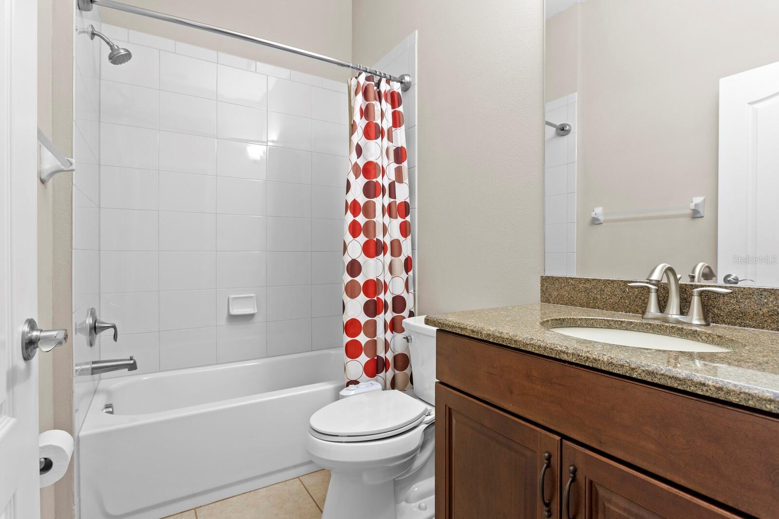 Listing photo id 36 for 2833 Calvano Drive