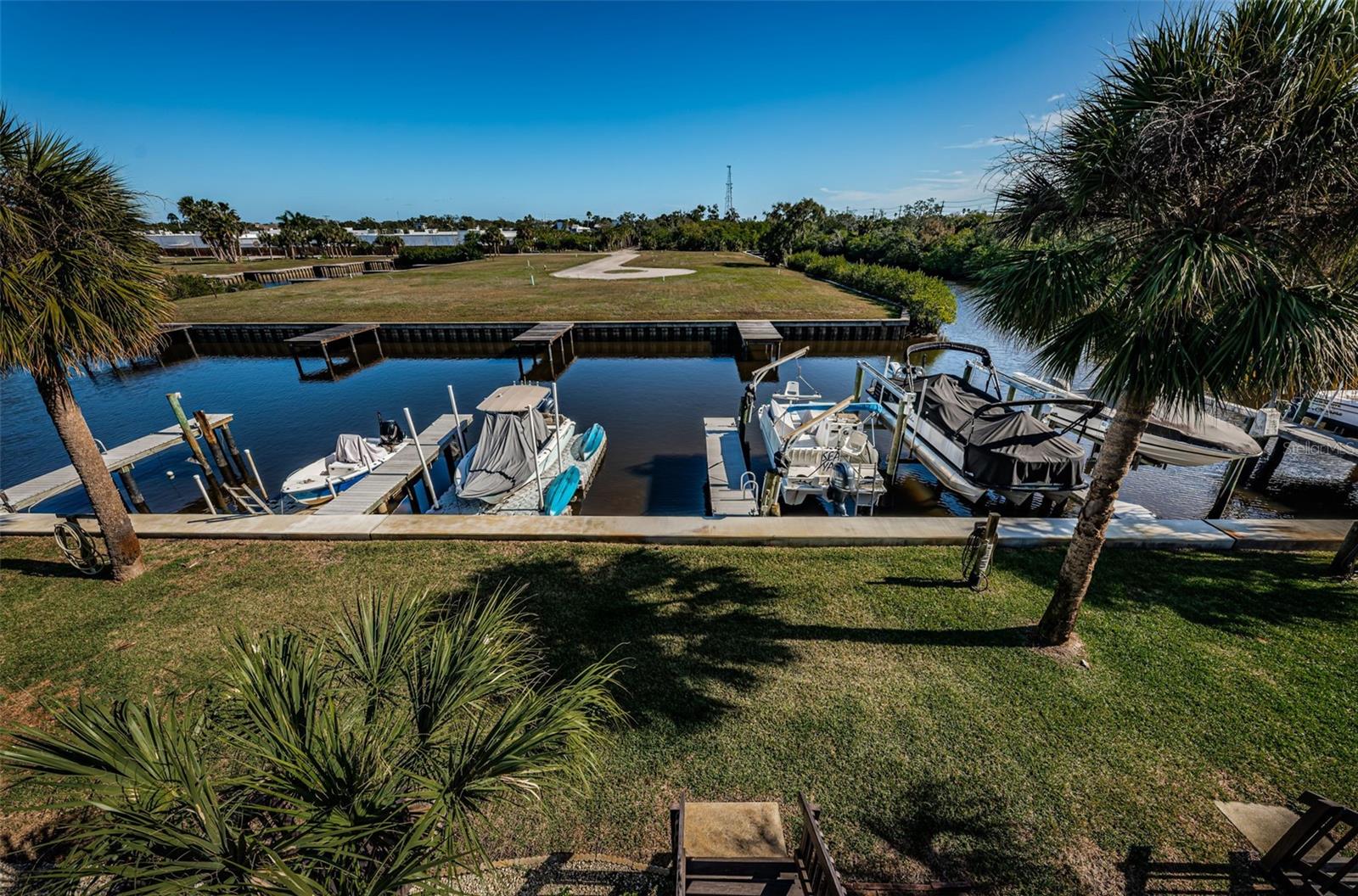 Image 21 of 84 For 200 Meres Boulevard 21