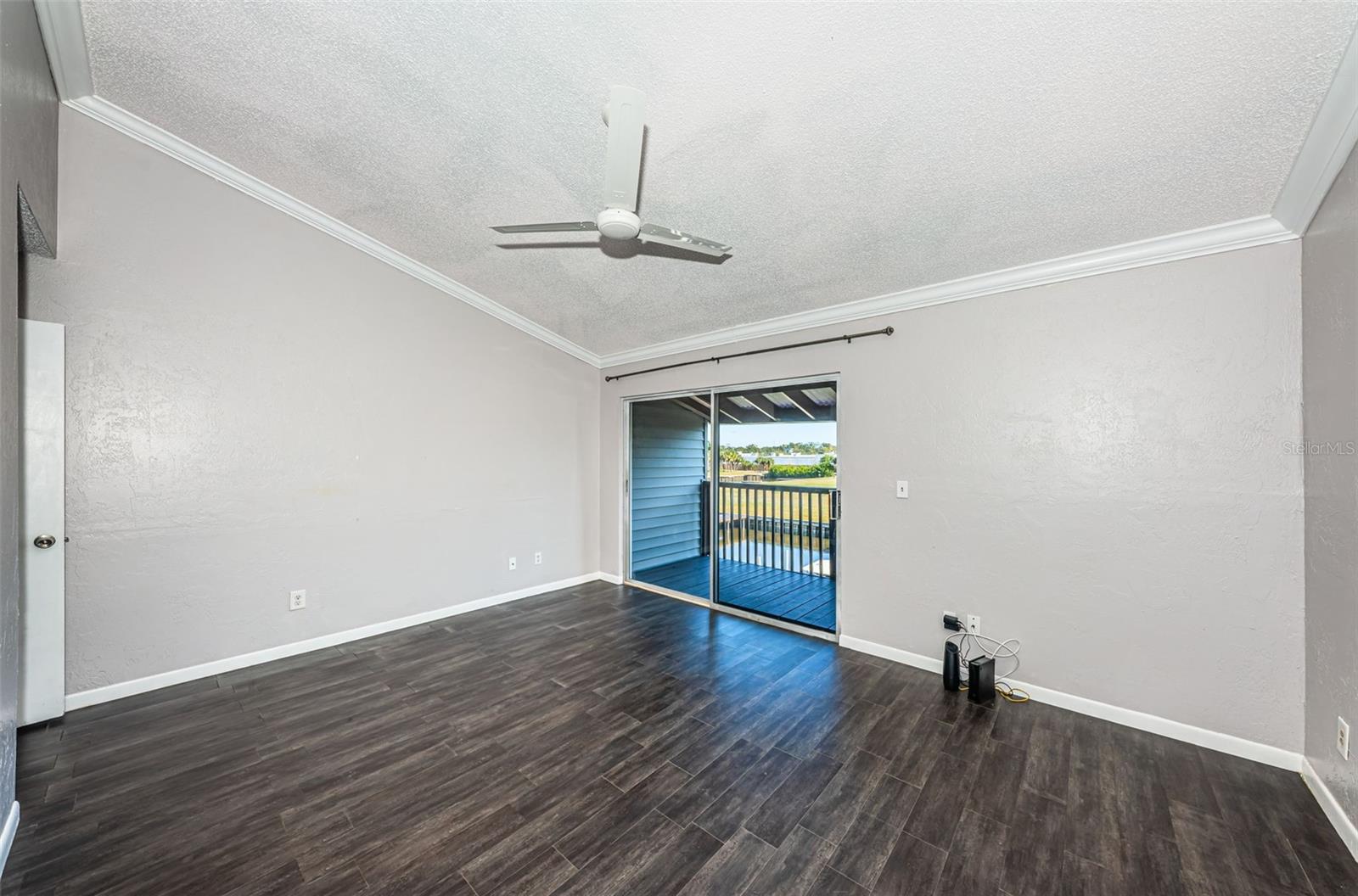 Image 23 of 84 For 200 Meres Boulevard 21