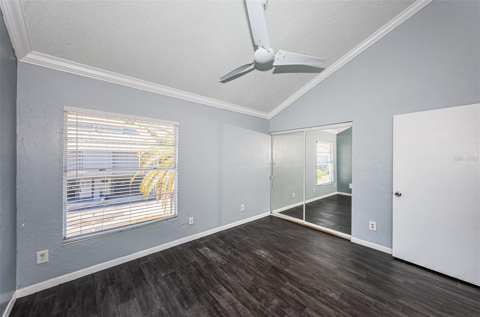 Image 30 of 84 For 200 Meres Boulevard 21