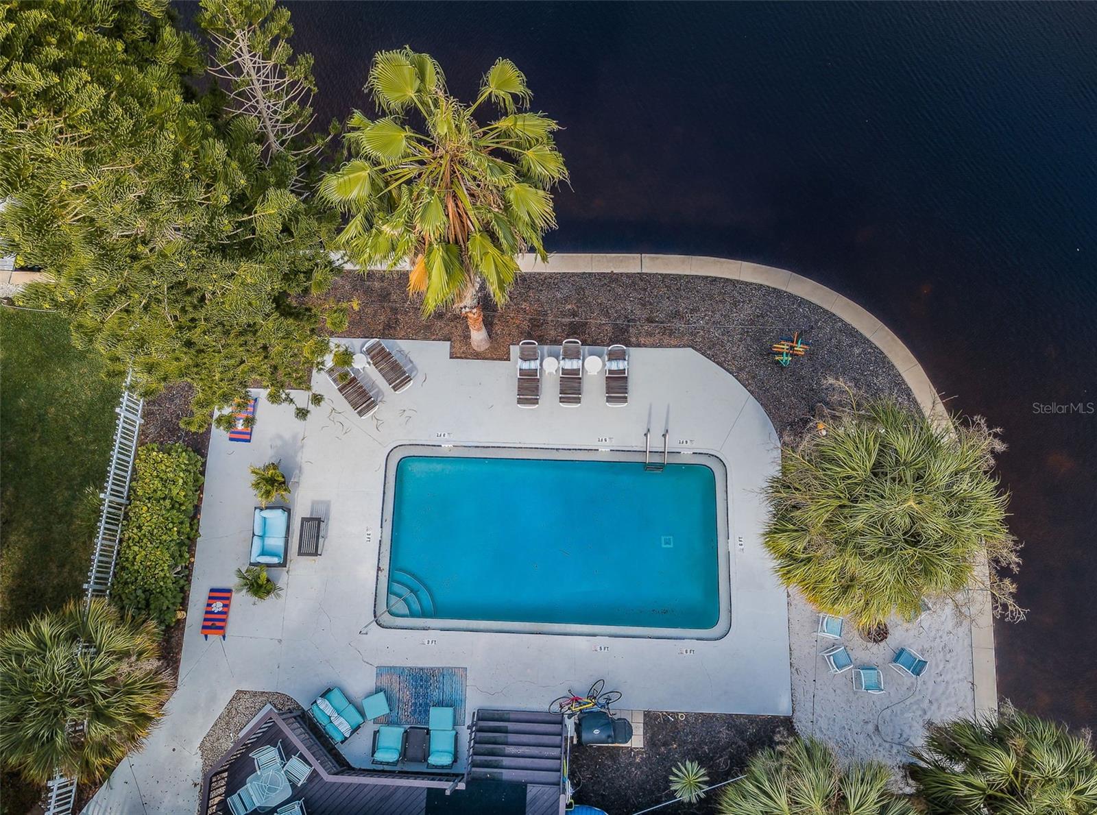 Image 44 of 84 For 200 Meres Boulevard 21