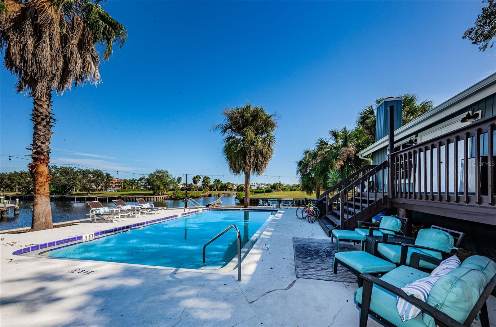 Image 60 of 84 For 200 Meres Boulevard 21