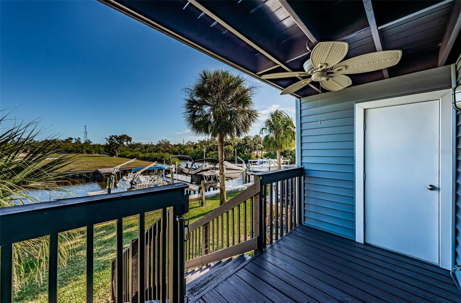 Image 7 of 84 For 200 Meres Boulevard 21