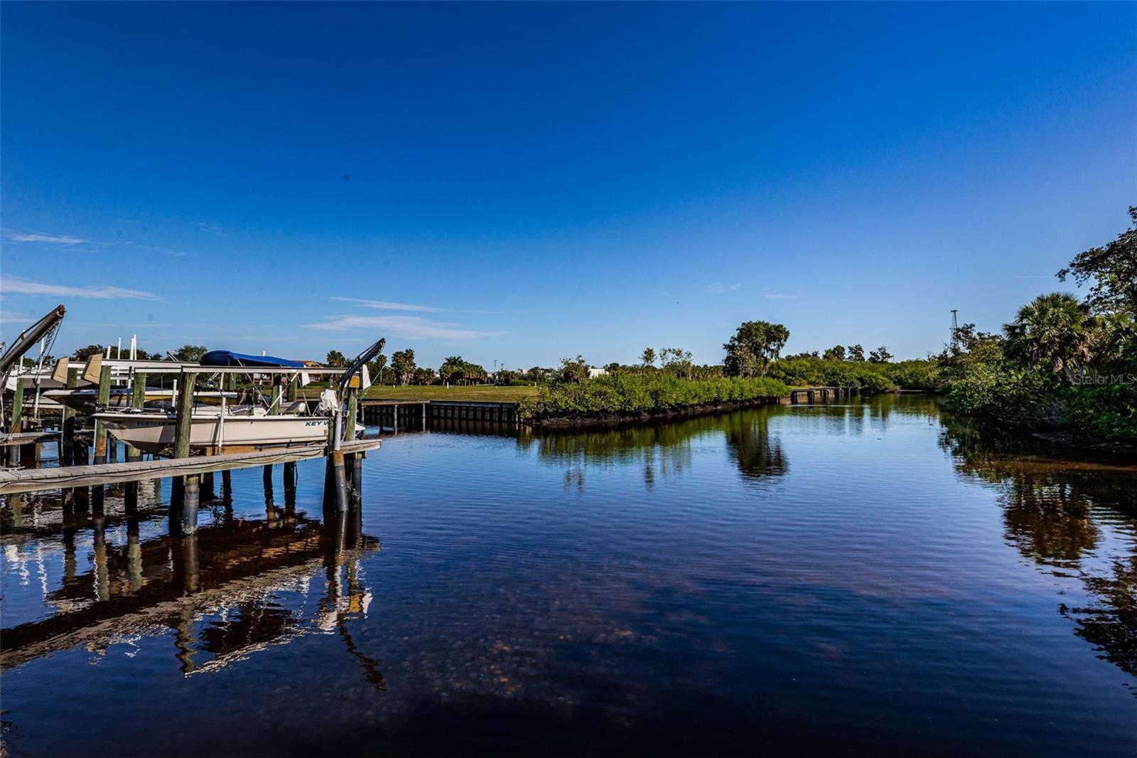 Image 81 of 84 For 200 Meres Boulevard 21