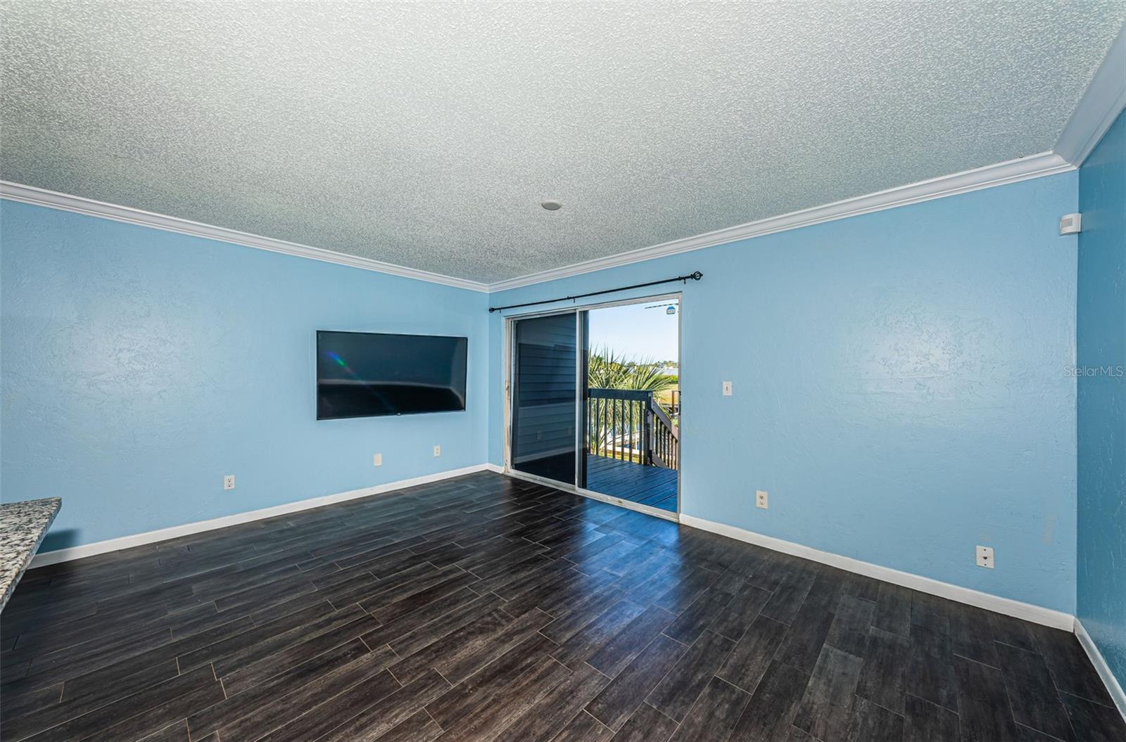 Image 9 of 84 For 200 Meres Boulevard 21