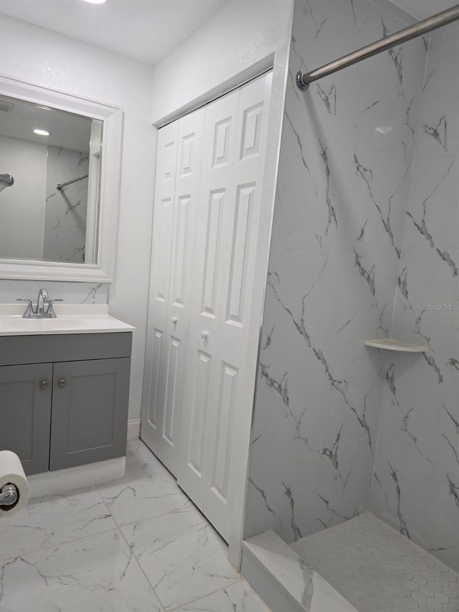 Image 15 of 16 For 1813 Hacienda Way