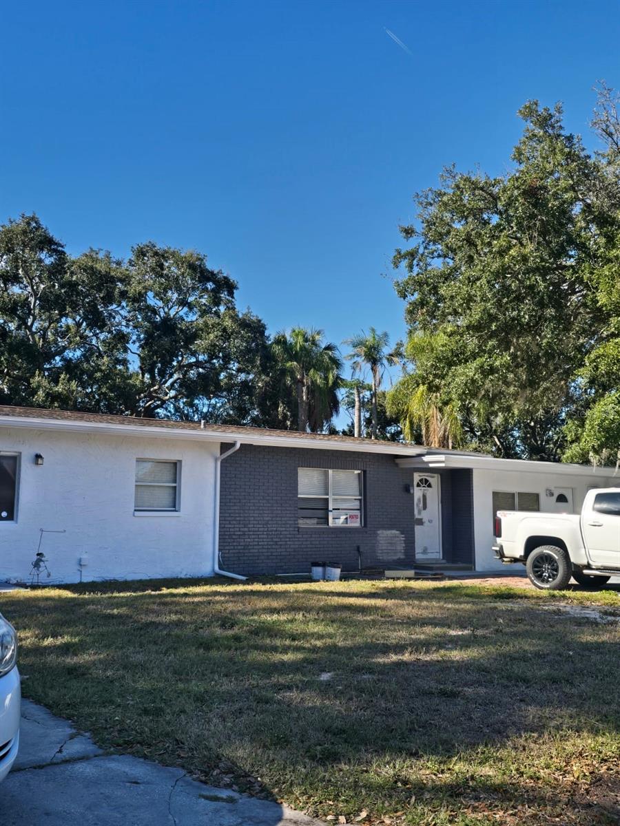 Image 2 of 16 For 1813 Hacienda Way