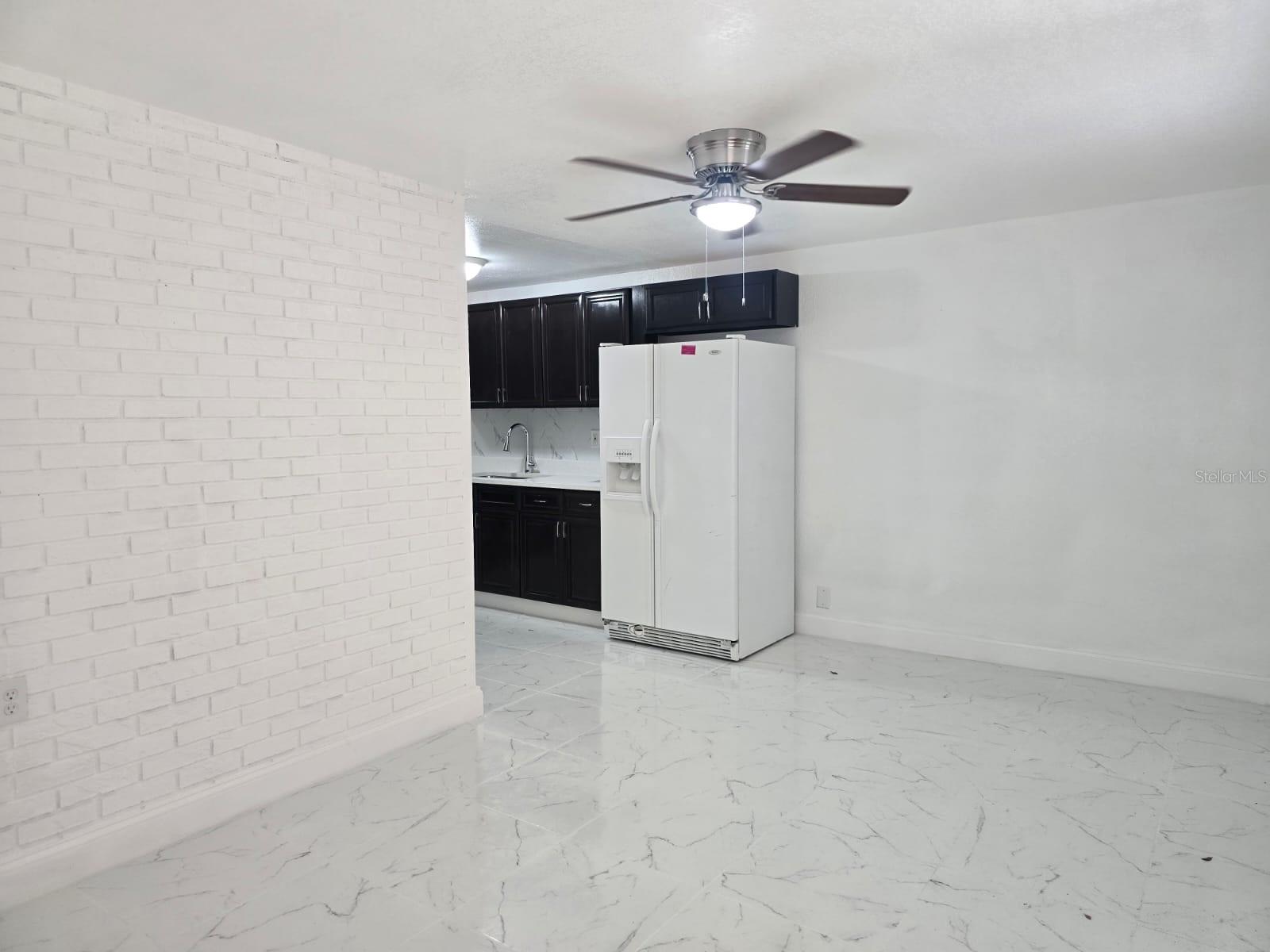 Image 4 of 16 For 1813 Hacienda Way