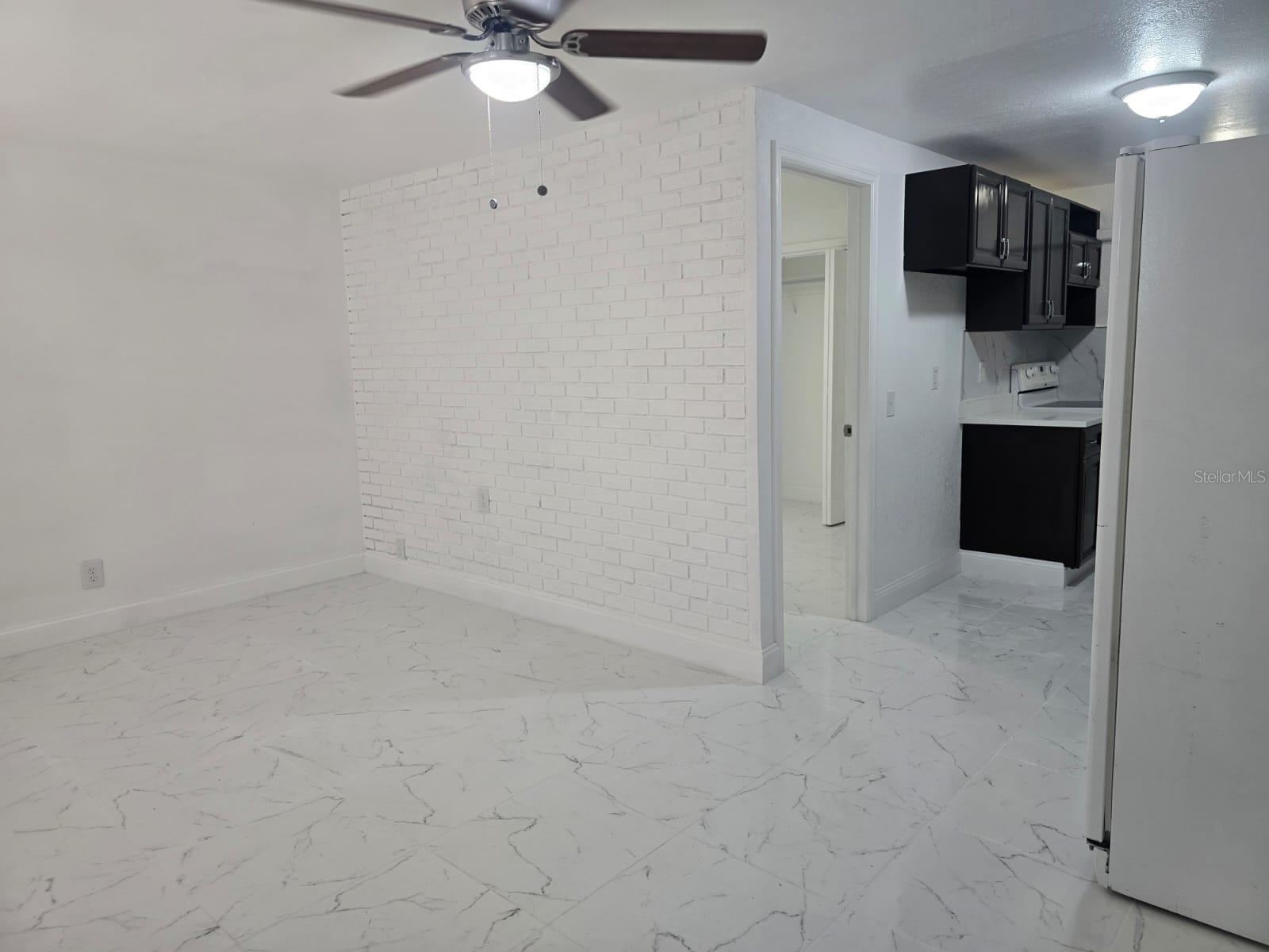 Image 5 of 16 For 1813 Hacienda Way