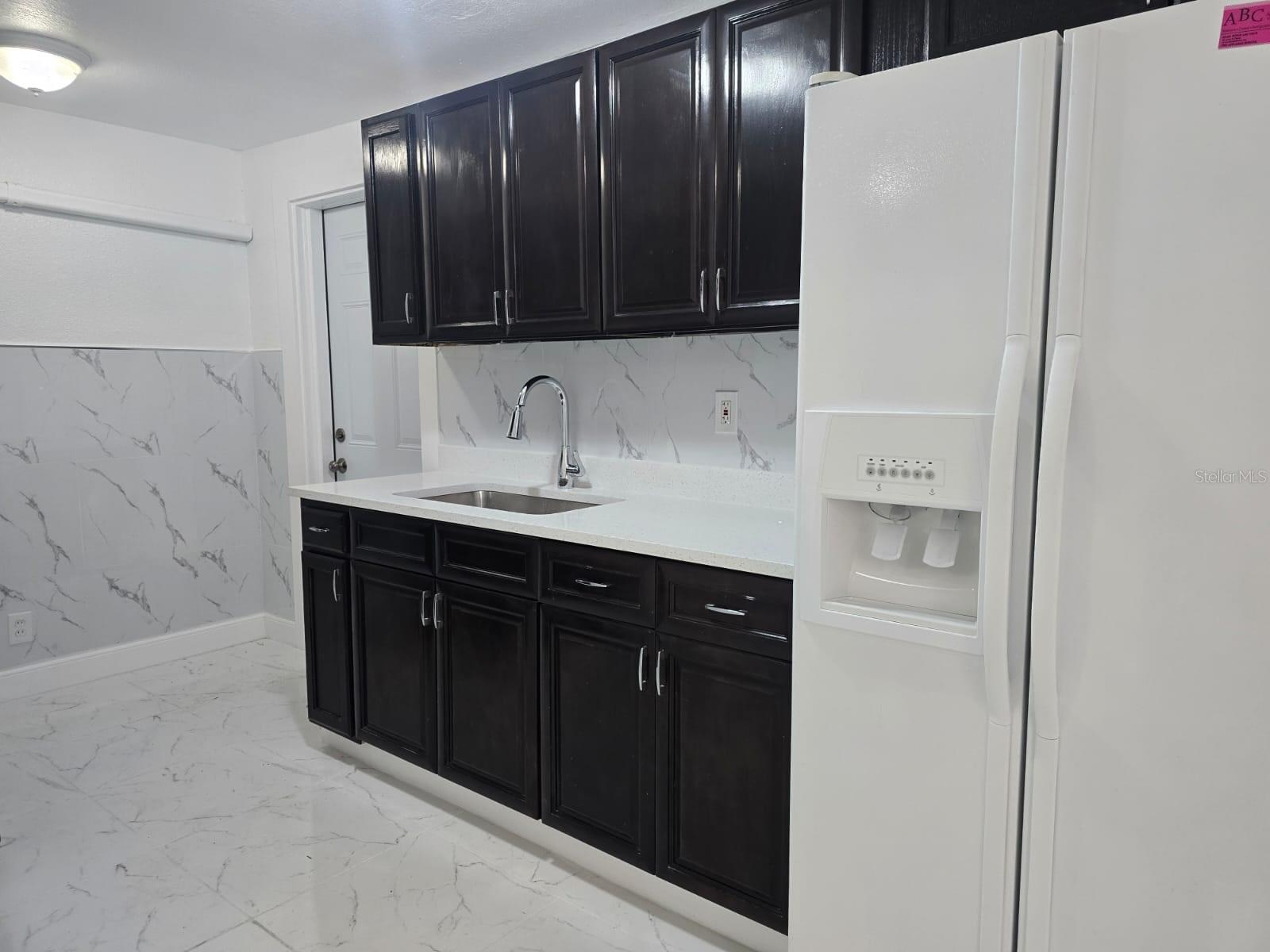 Image 7 of 16 For 1813 Hacienda Way