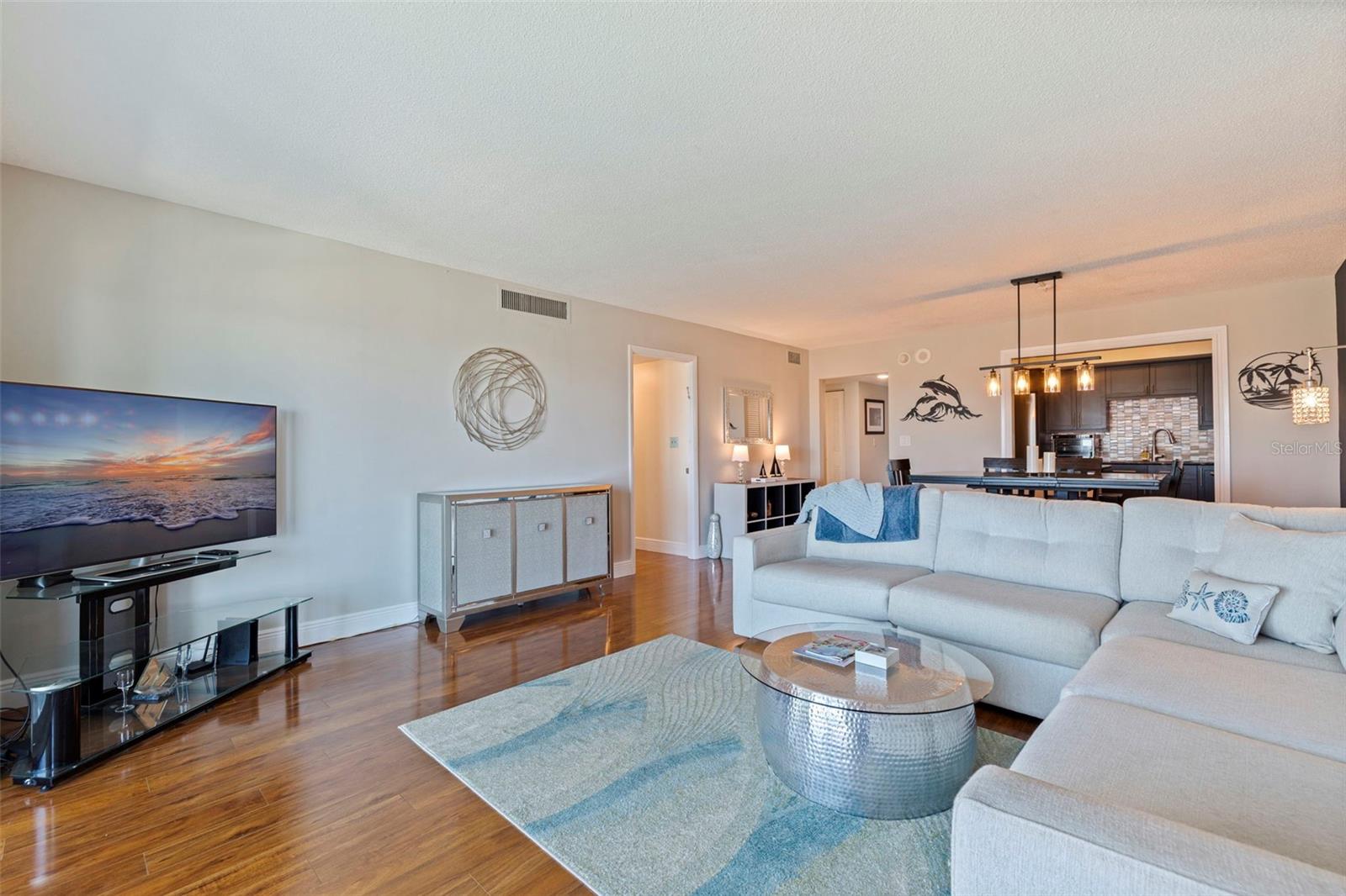 Image 22 of 45 For 420 64th Avenue 903