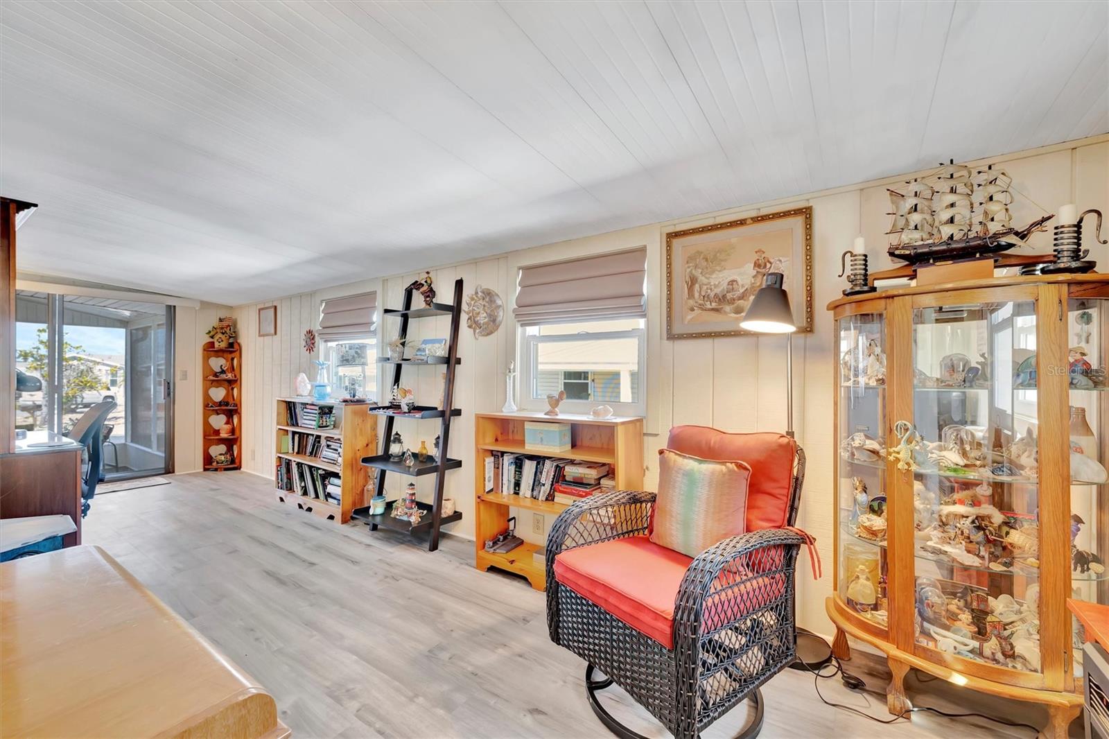 Image 13 of 41 For 328 Port Royal Lane