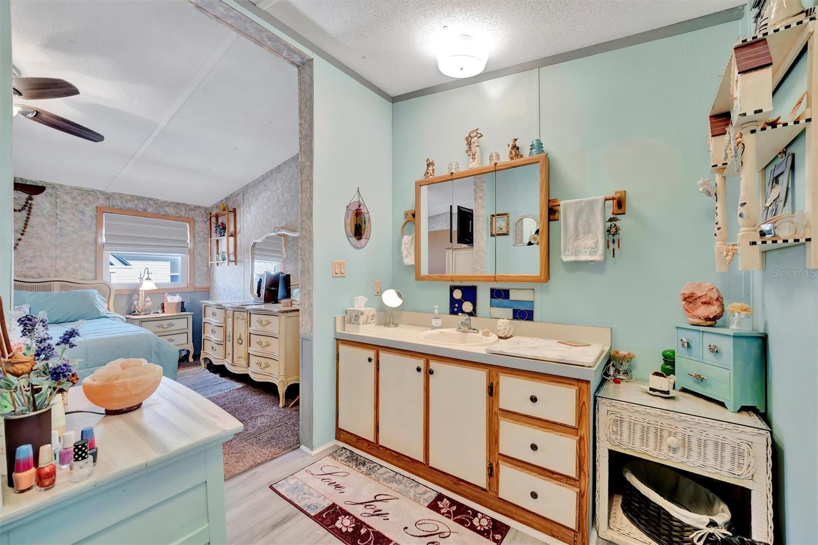 Image 16 of 41 For 328 Port Royal Lane