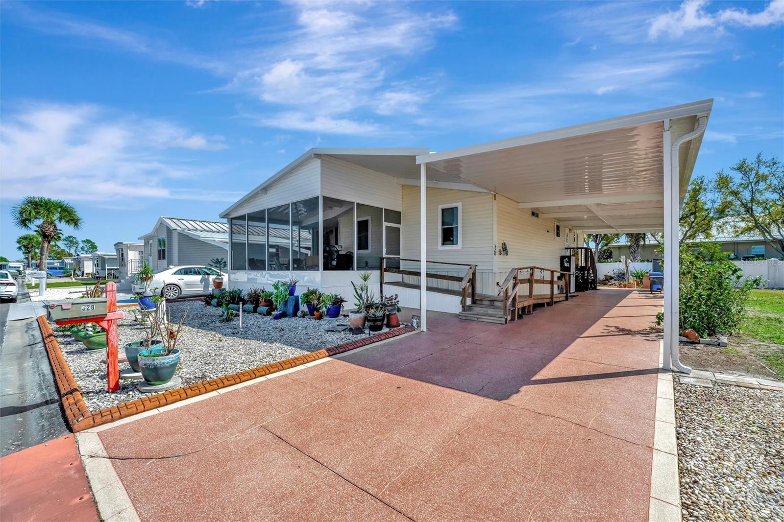 Image 35 of 41 For 328 Port Royal Lane