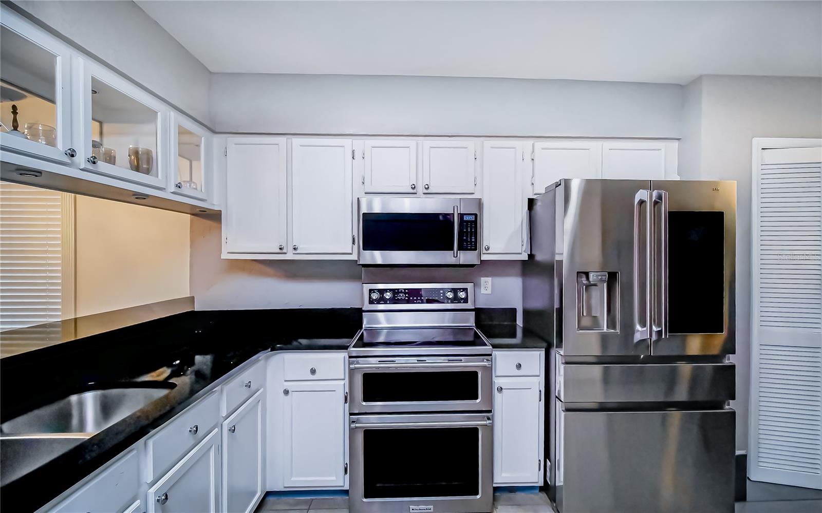 Image 8 of 22 For 3041 Barrymore Court