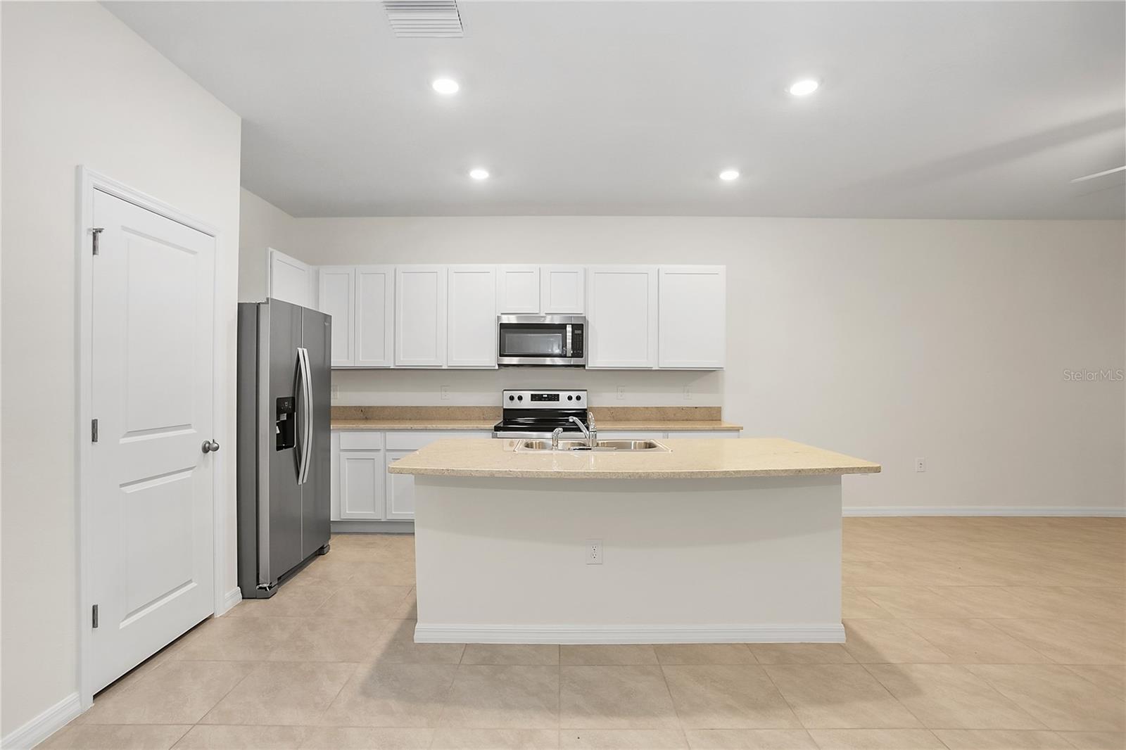 Image 7 of 33 For 32859 Pez Landing Lane