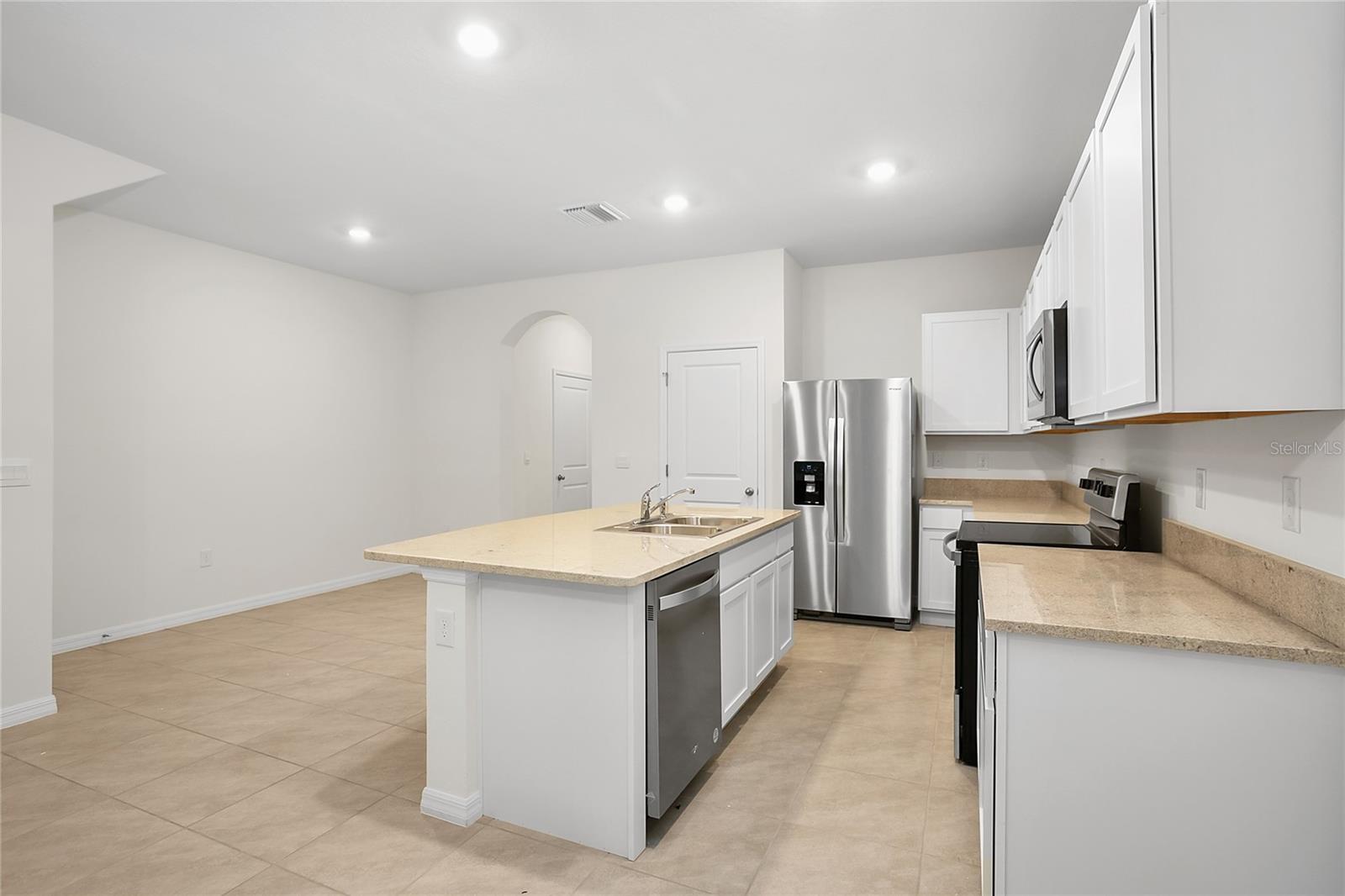 Image 8 of 33 For 32859 Pez Landing Lane