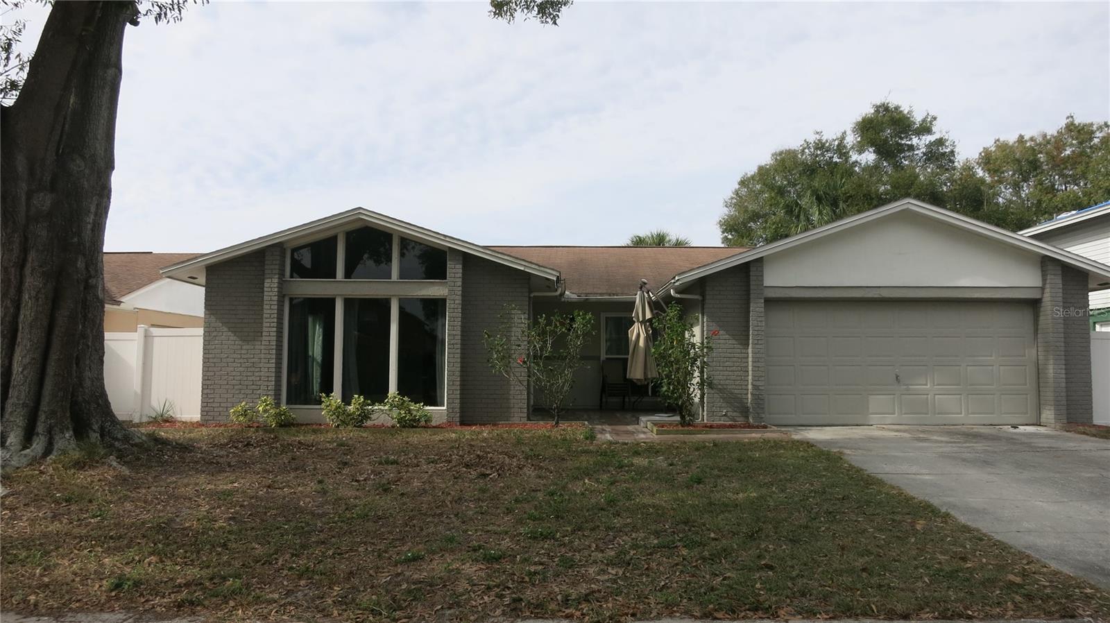 Details for 7432 Oakvista Circle, TAMPA, FL 33634