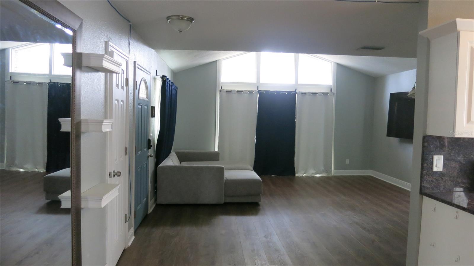 Image 11 of 52 For 7432 Oakvista Circle