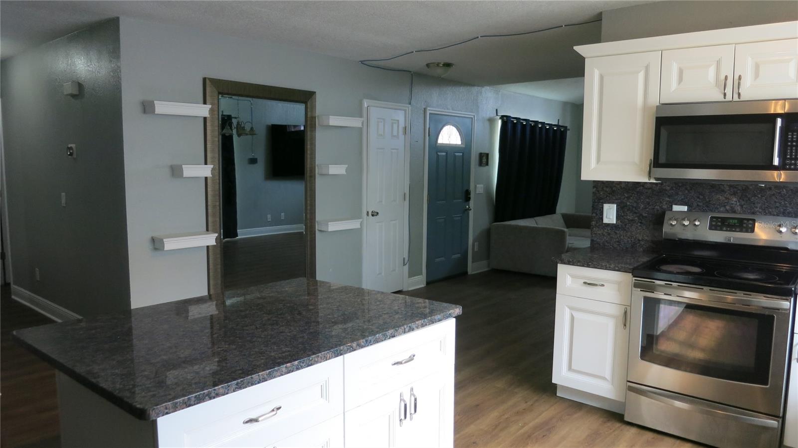 Image 18 of 52 For 7432 Oakvista Circle