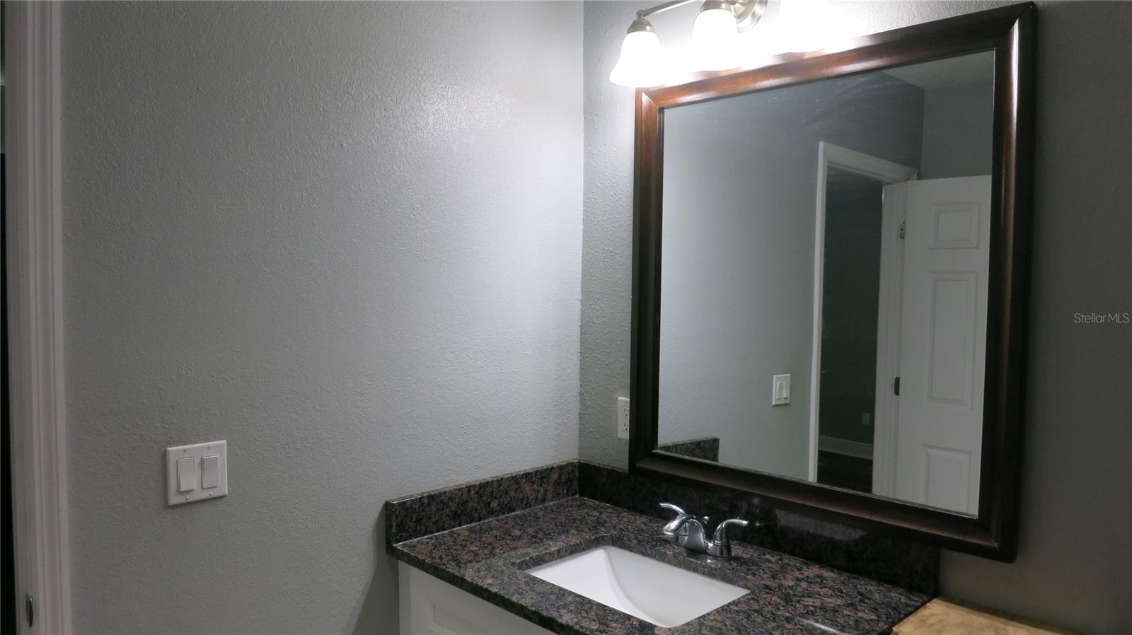 Image 26 of 52 For 7432 Oakvista Circle