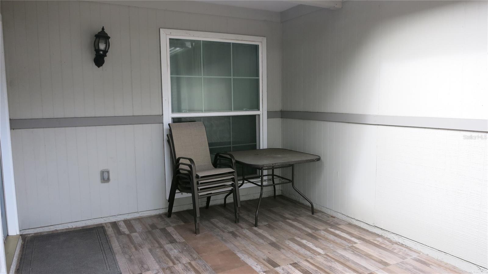 Image 4 of 52 For 7432 Oakvista Circle