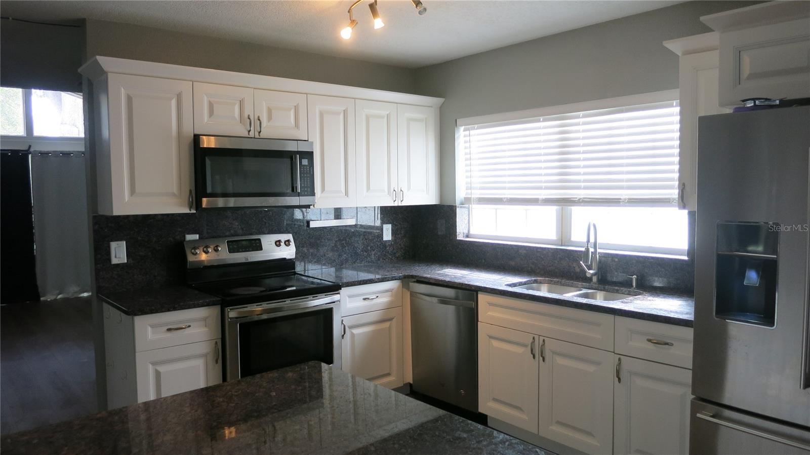 Image 41 of 52 For 7432 Oakvista Circle