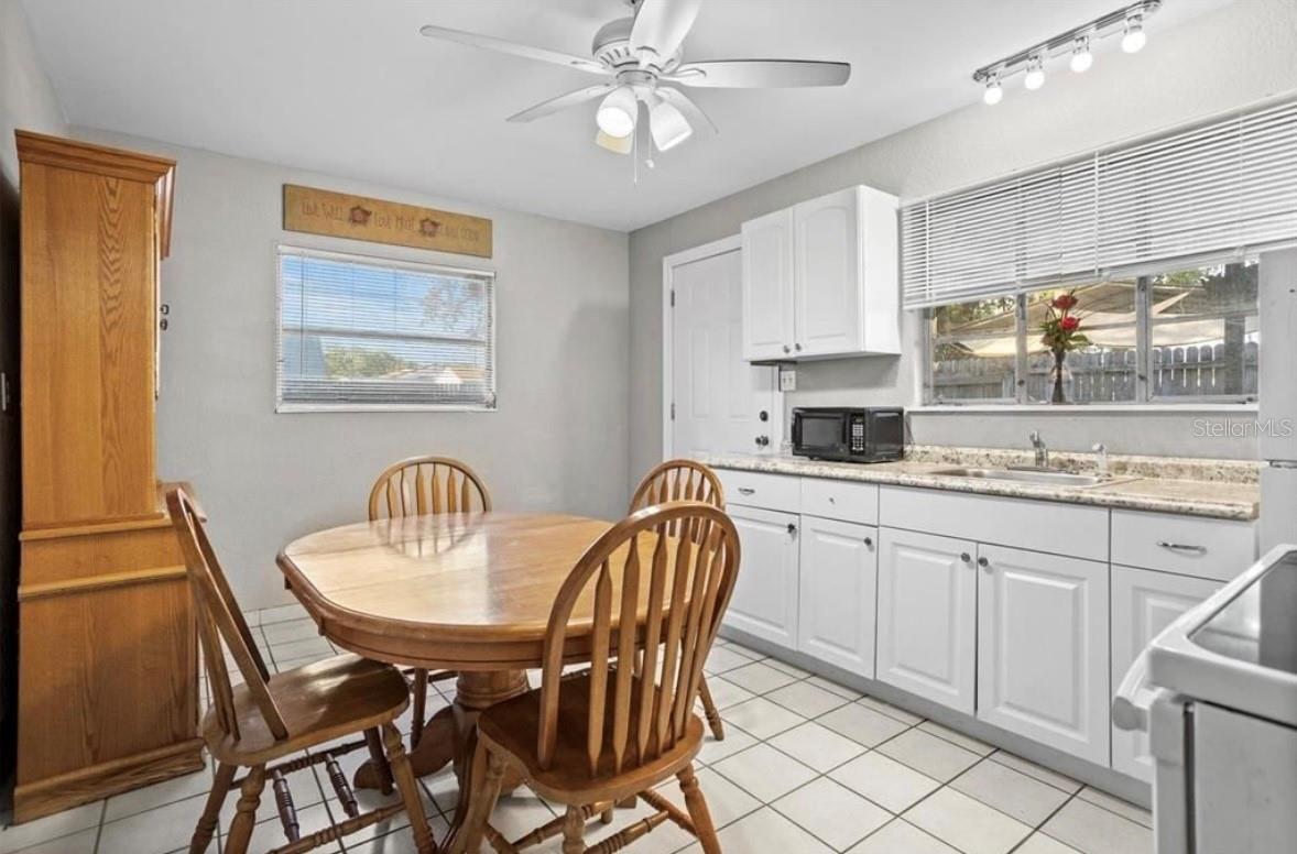 Image 9 of 20 For 5005 9th Avenue S