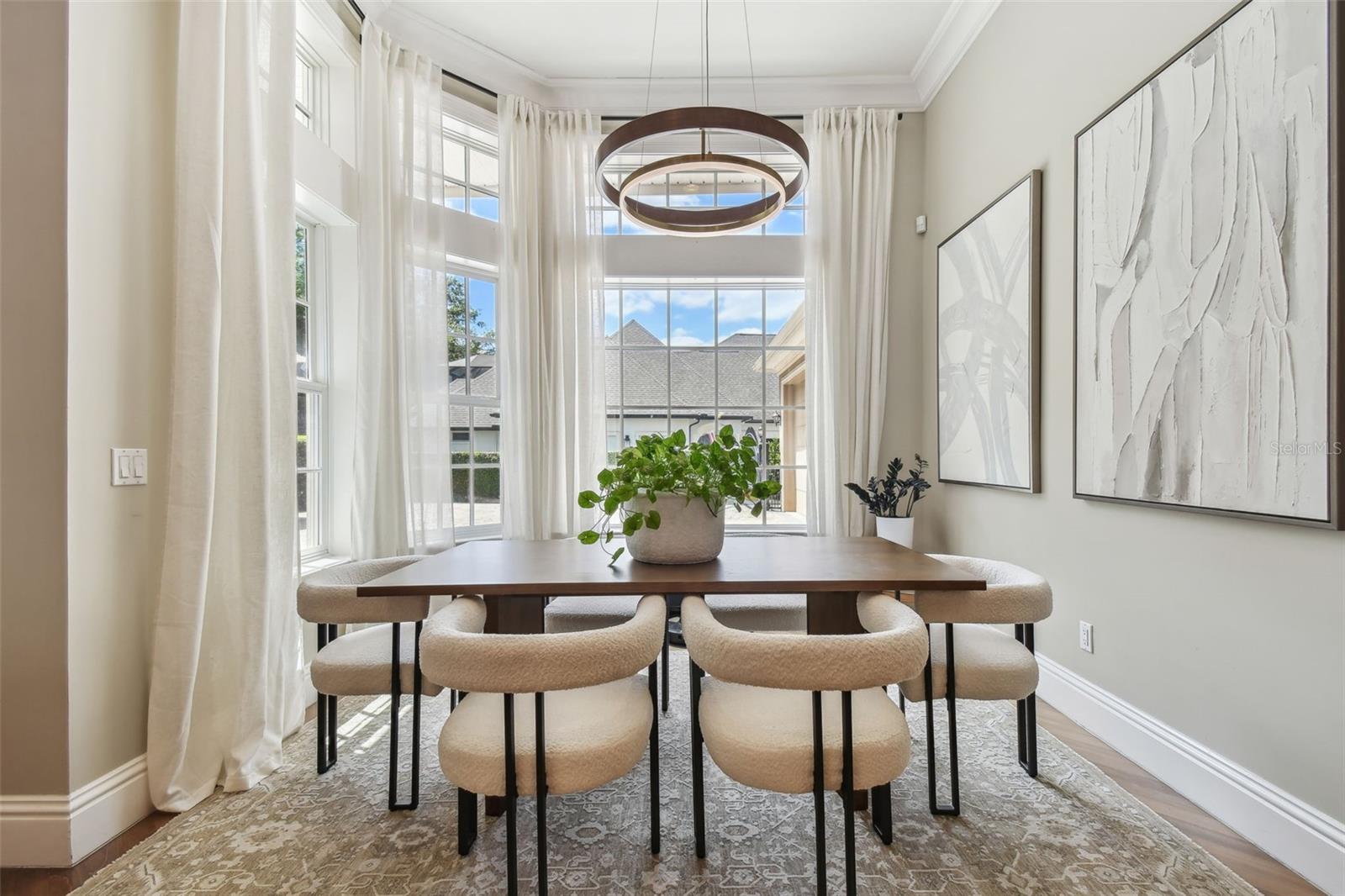 Listing photo id 17 for 704 Berrocales De Avila