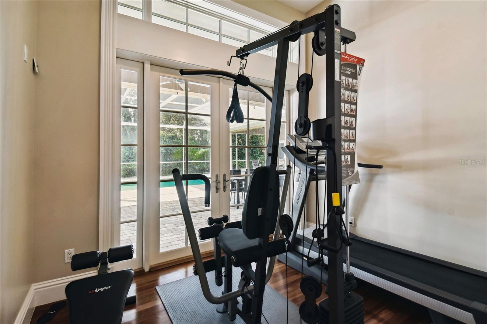 Listing photo id 31 for 704 Berrocales De Avila