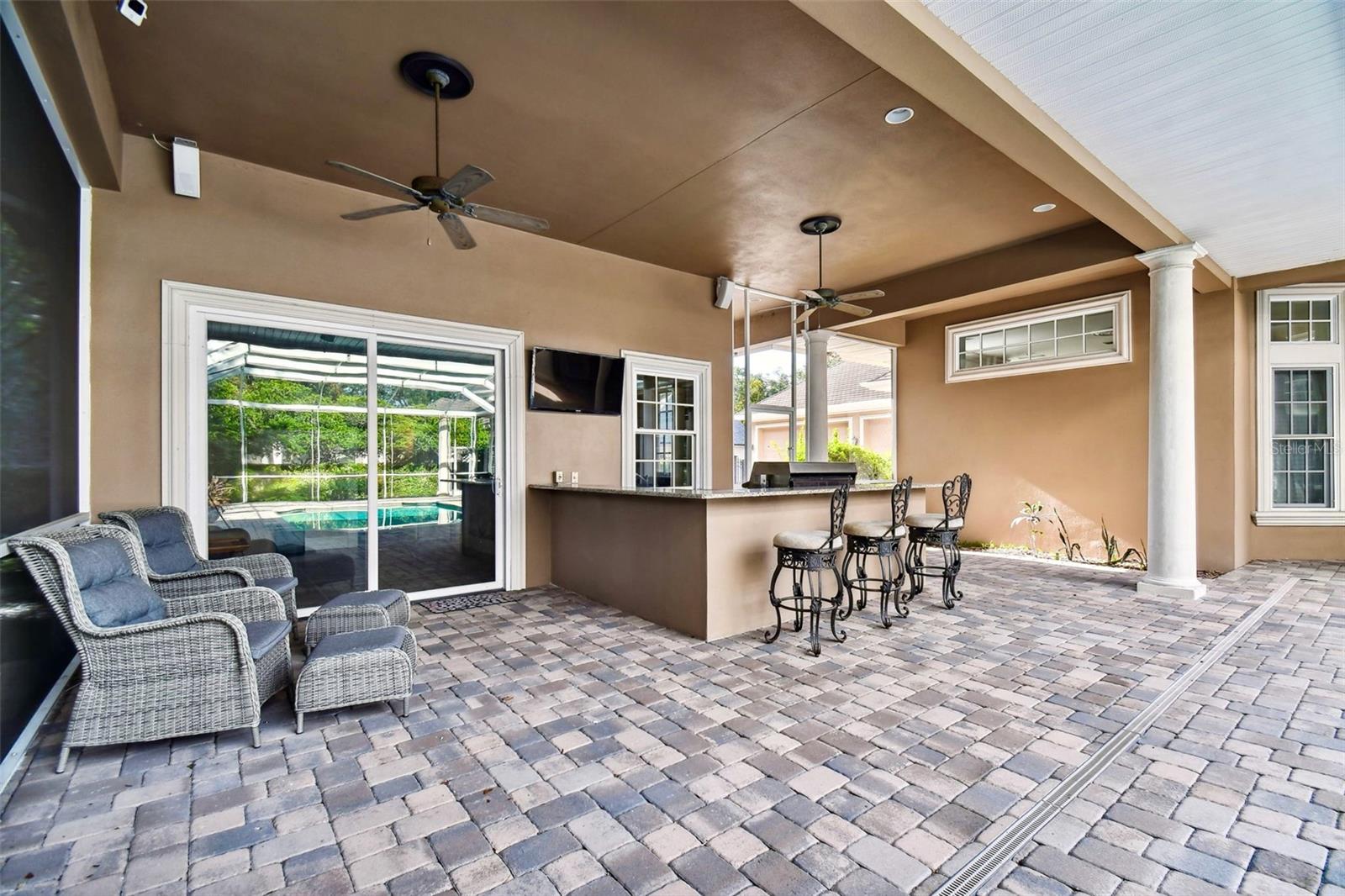 Listing photo id 48 for 704 Berrocales De Avila