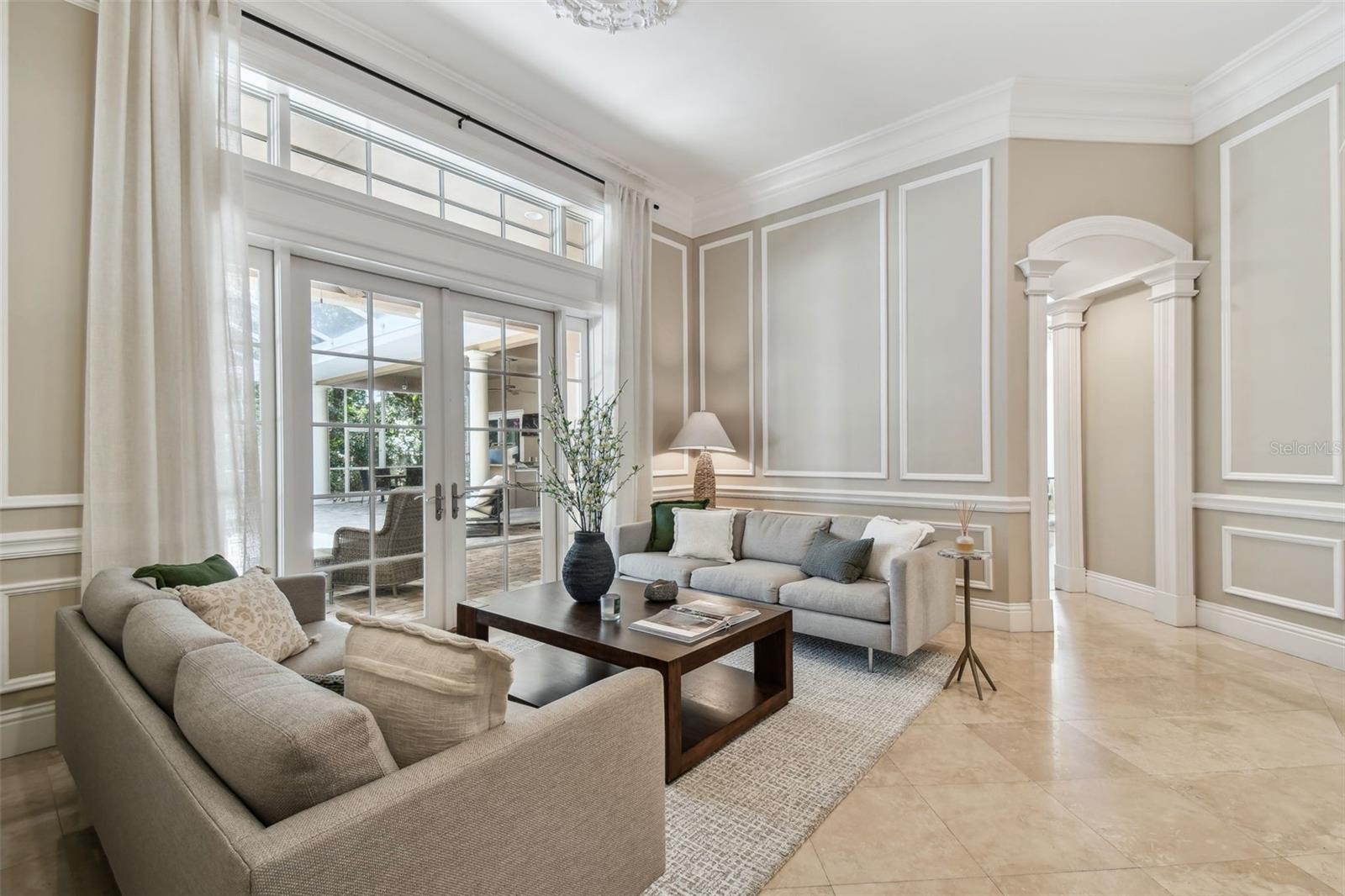 Listing photo id 6 for 704 Berrocales De Avila