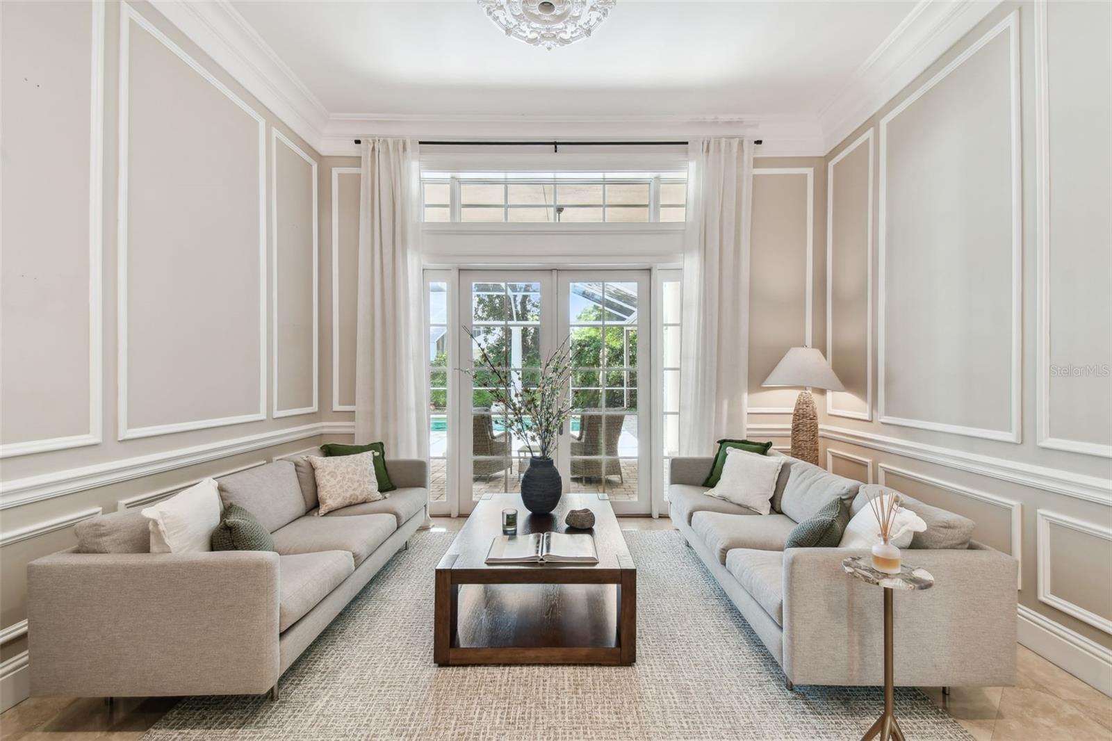 Listing photo id 7 for 704 Berrocales De Avila