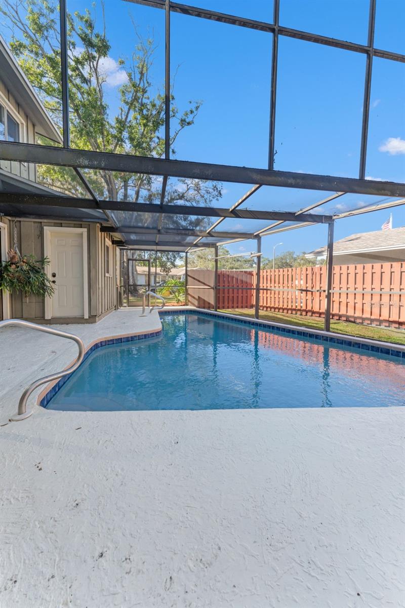 Image 28 of 64 For 2659 Diamond Head Drive N