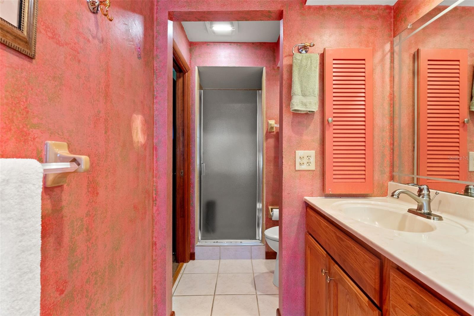 Image 44 of 64 For 2659 Diamond Head Drive N