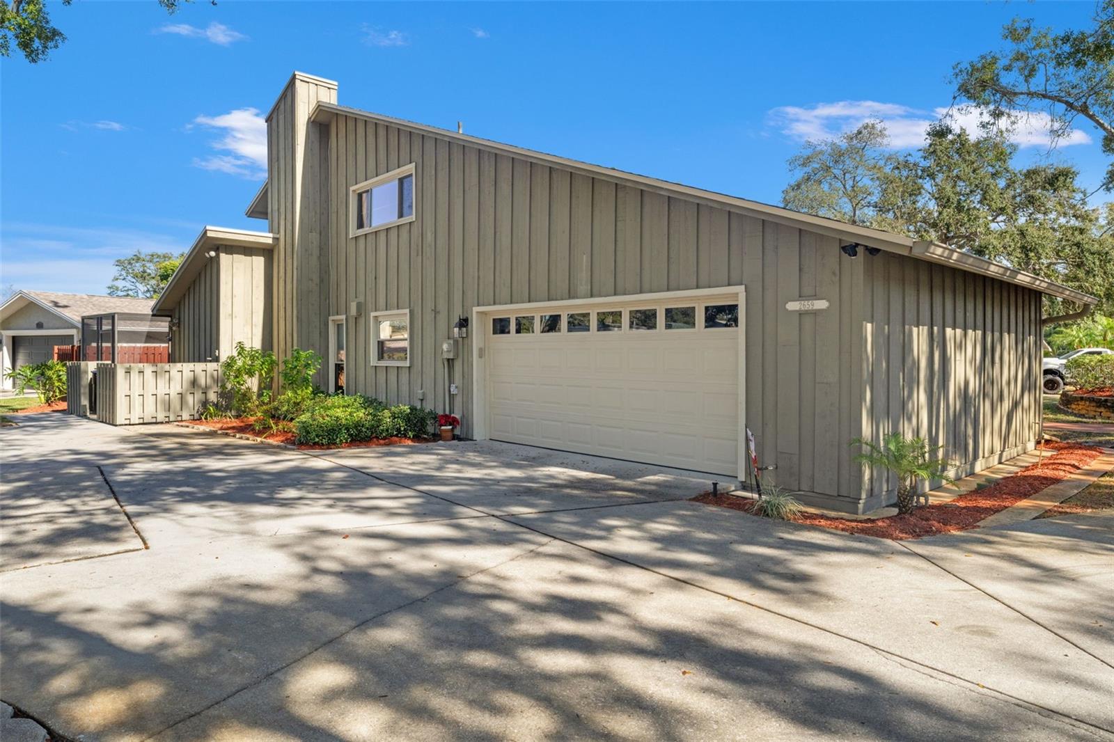 Image 57 of 64 For 2659 Diamond Head Drive N