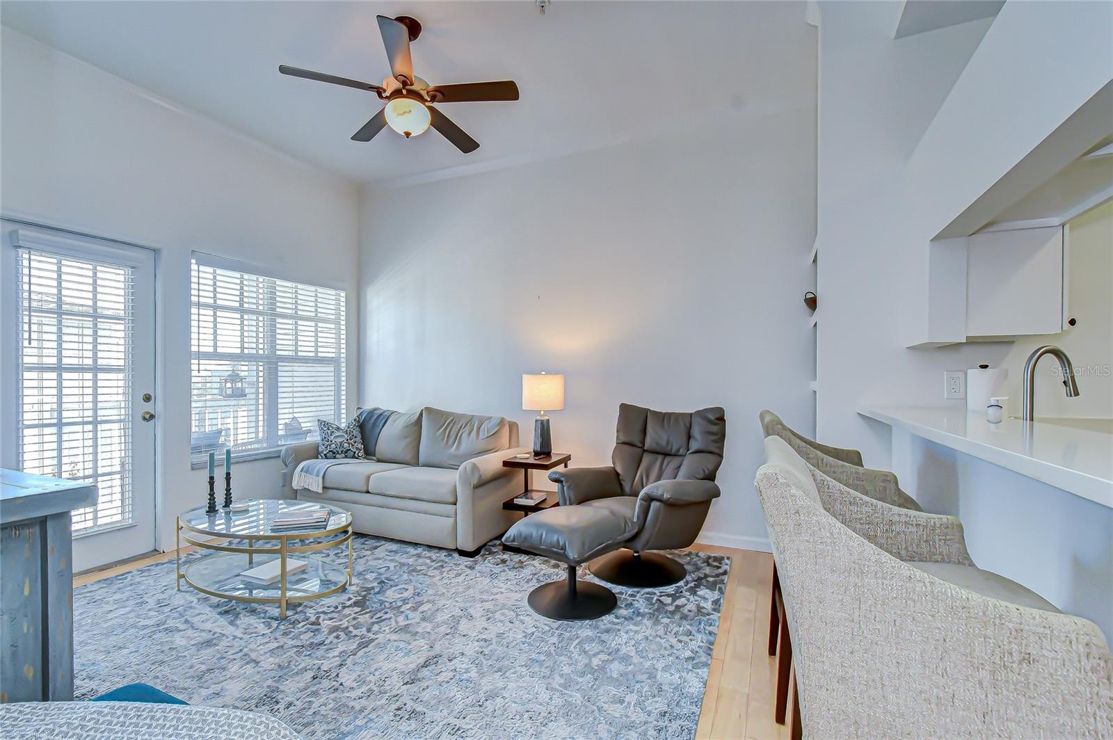 Image 18 of 83 For 800 Dakota Avenue 404