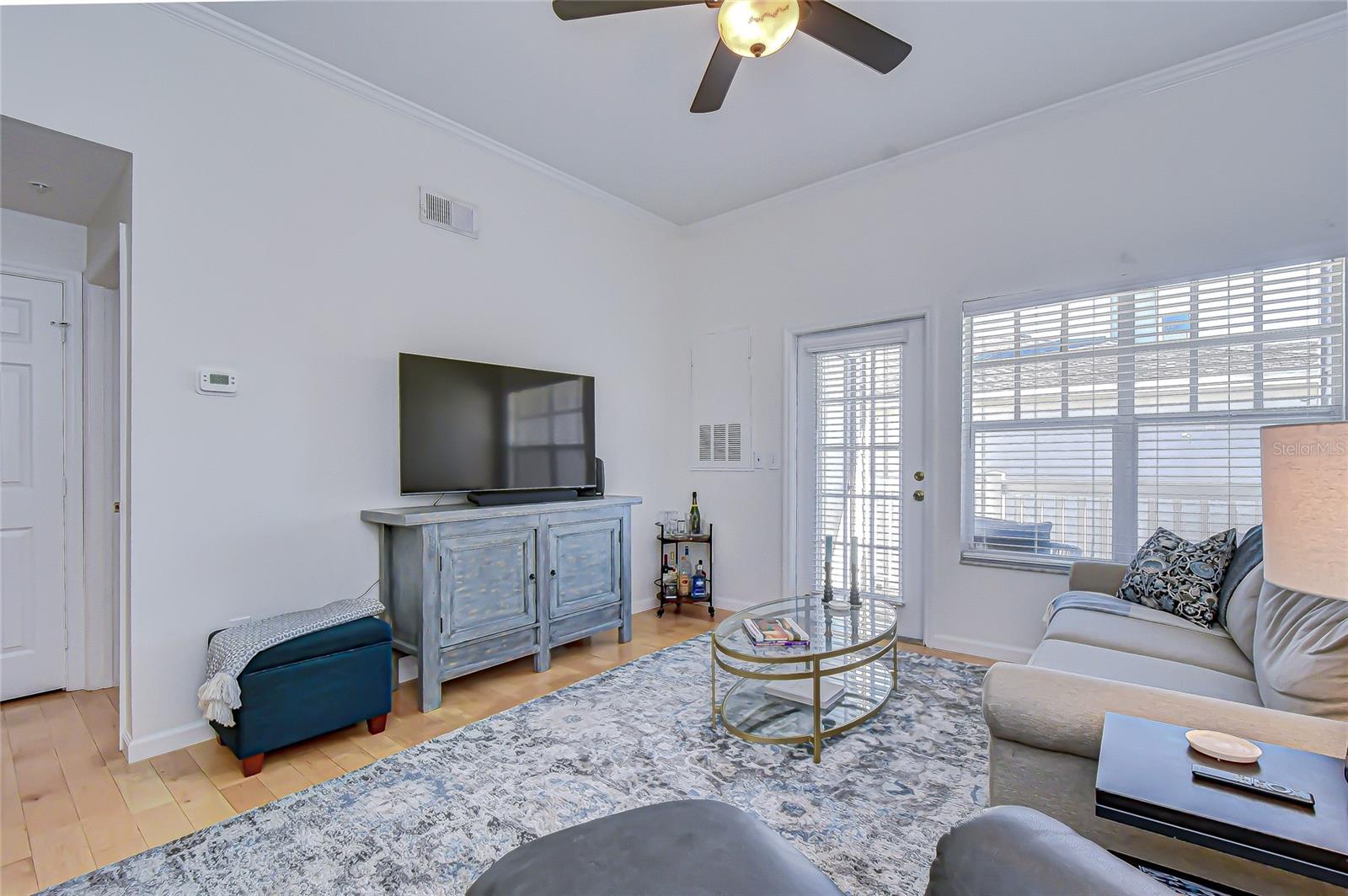 Image 25 of 83 For 800 Dakota Avenue 404