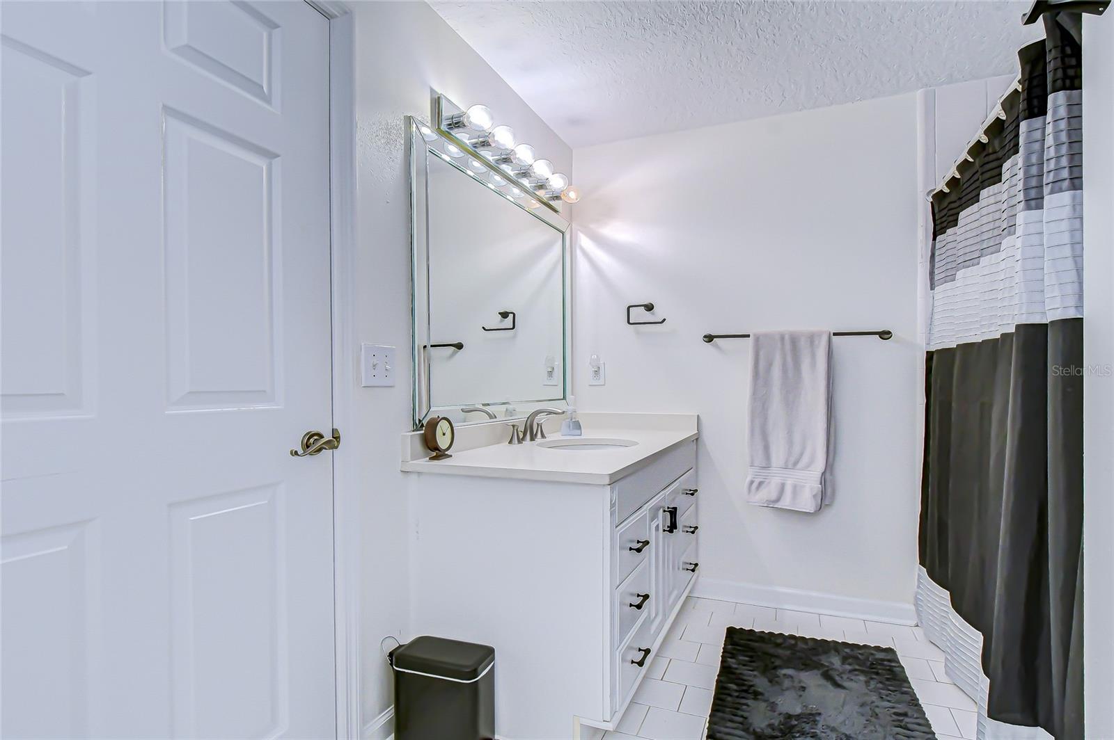 Image 36 of 83 For 800 Dakota Avenue 404