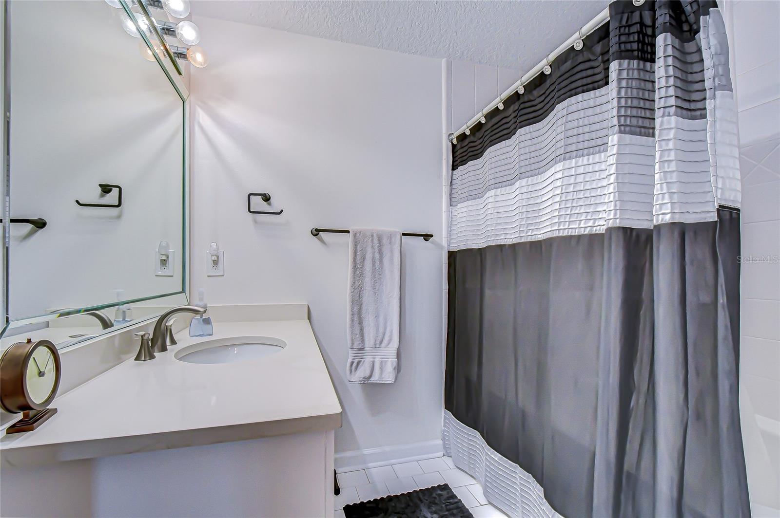 Image 38 of 83 For 800 Dakota Avenue 404