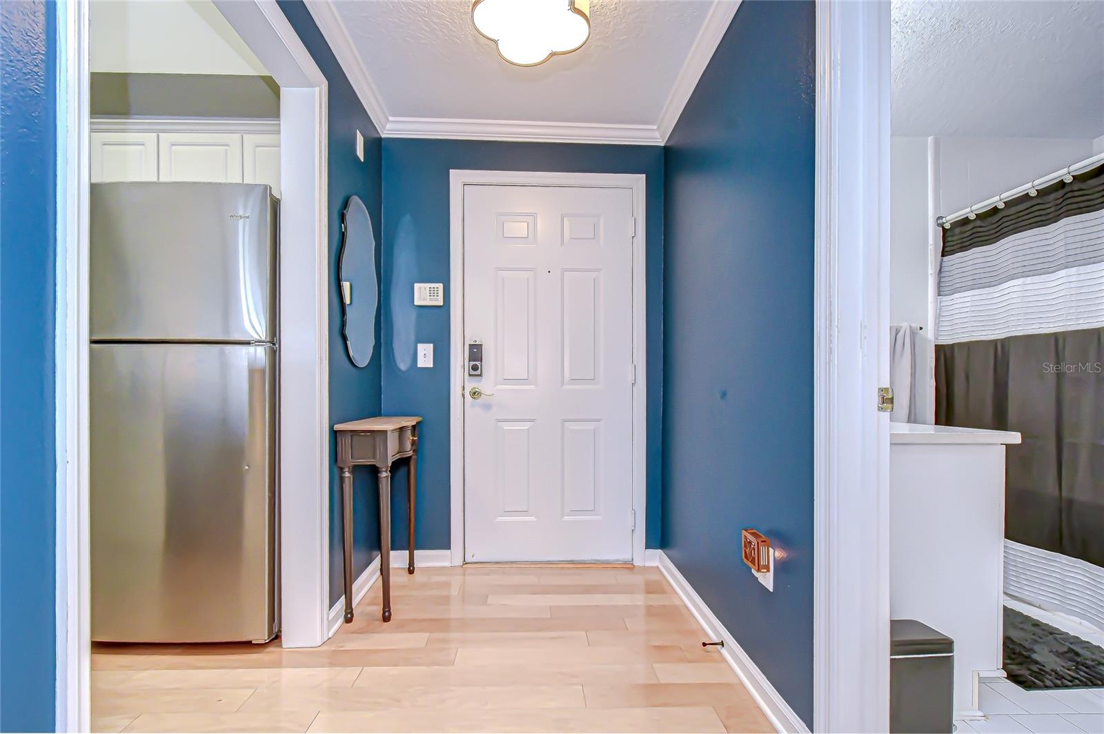 Image 7 of 83 For 800 Dakota Avenue 404