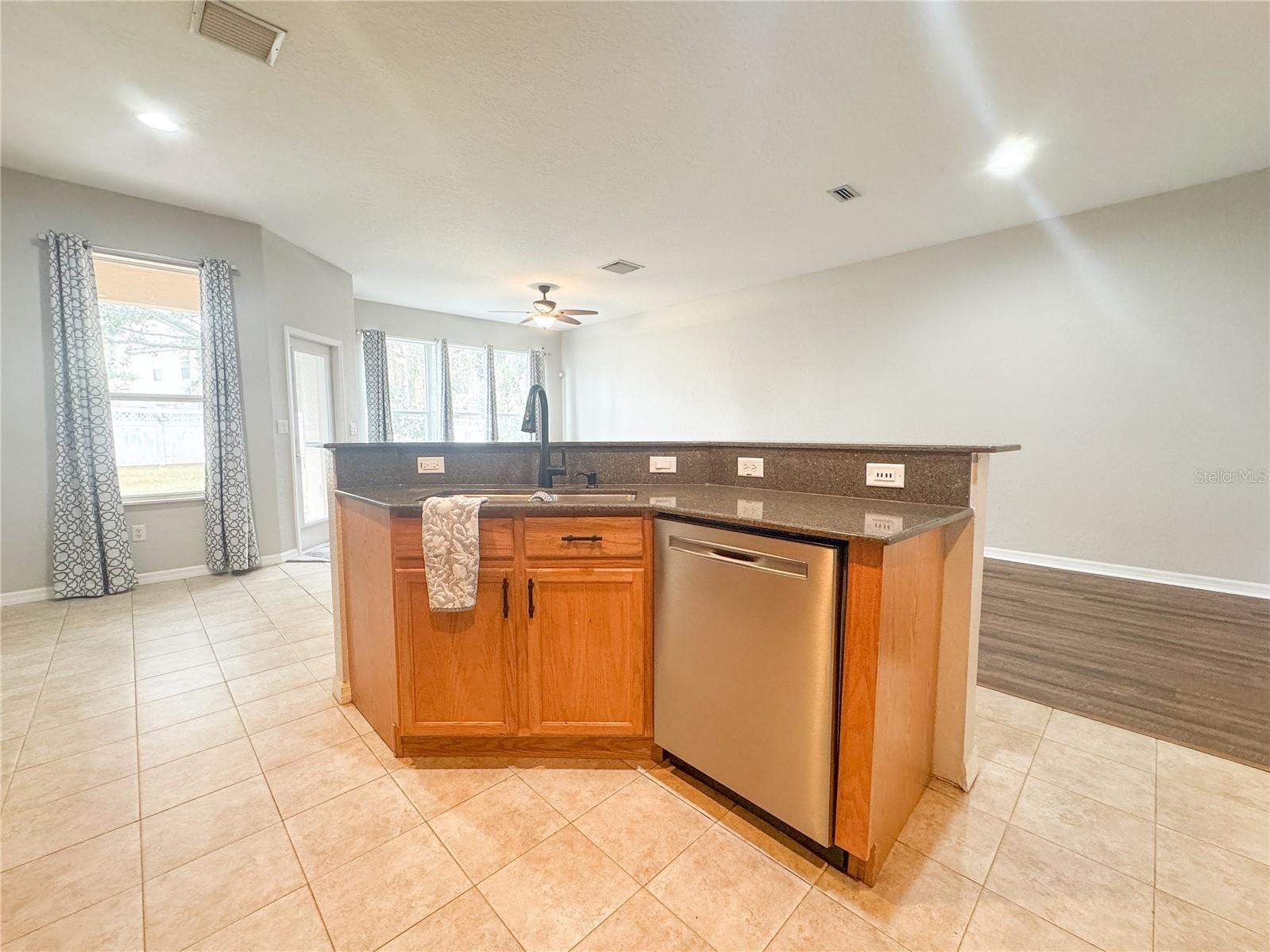 Image 6 of 24 For 27010 Cool Stream Lane